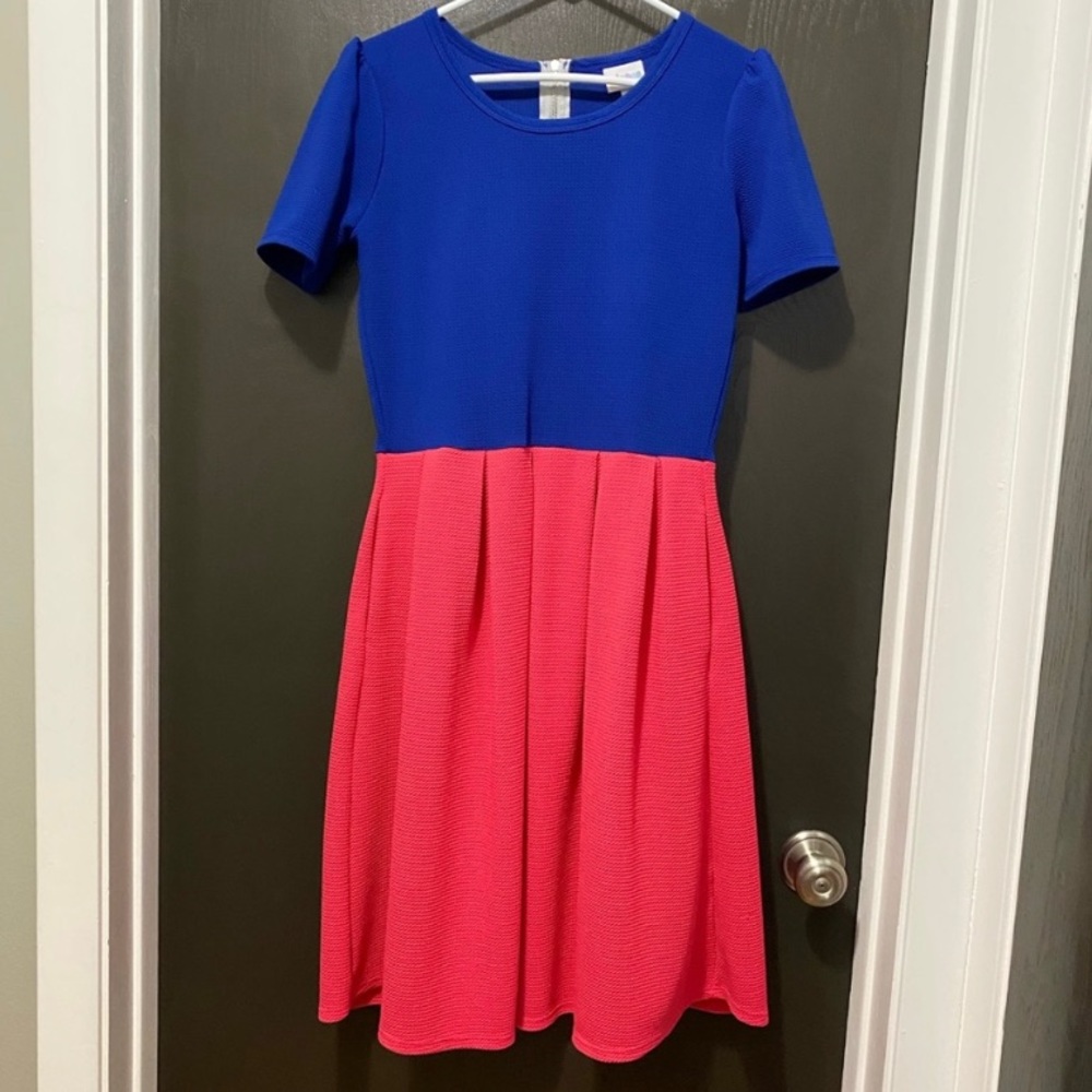 REDUCED‼️LuLaRoe Amelia dress